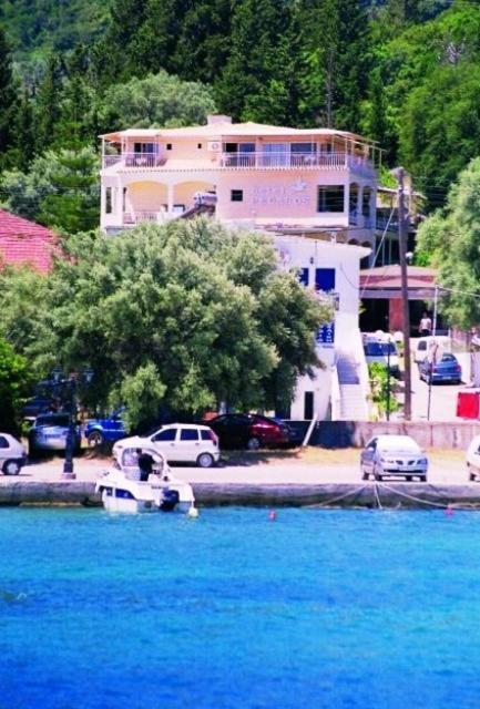 Hotel Pegasos Никиана Экстерьер фото